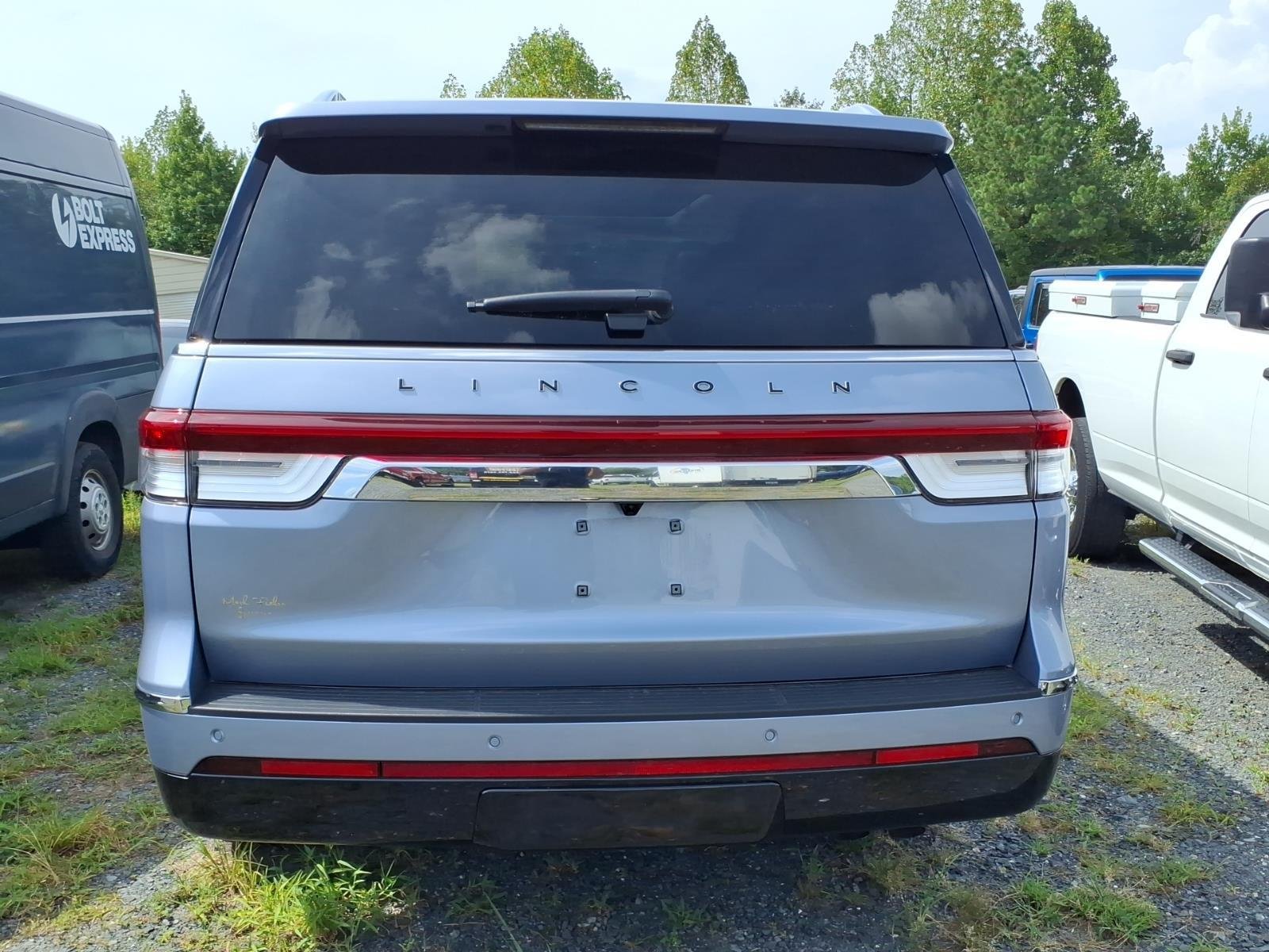 Used 2023 Chroma Crystal Blue Metallic Premium Colorant Lincoln Black Label image 10
