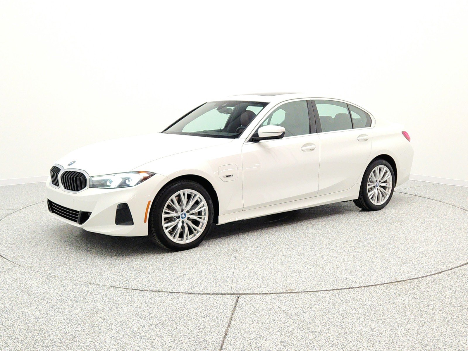 2023 BMW 3 Series 330e Sedan's photo