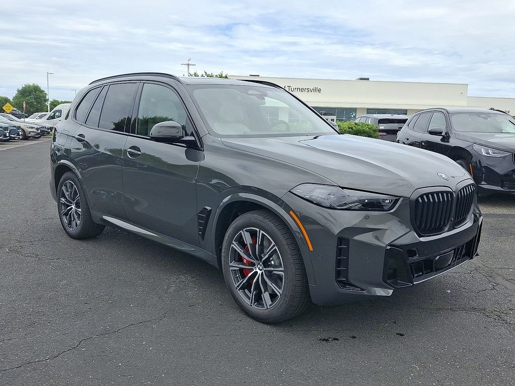 New 2026 Dravit Grey Metallic BMW xDrive50e image 2