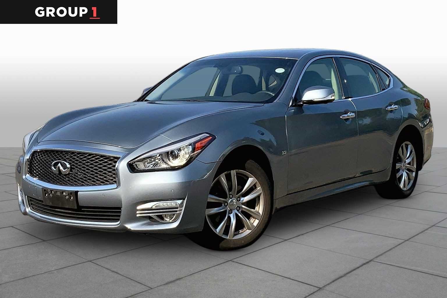 2016 INFINITI Q70 3.7 AWD's photo