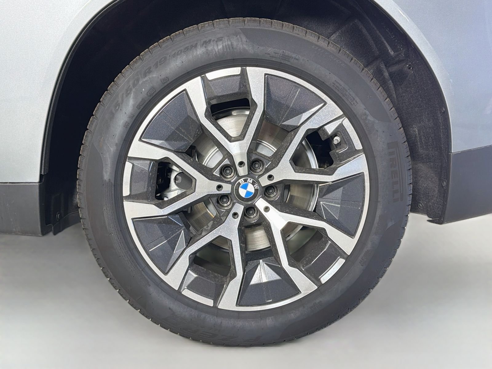 New 2026 Skyscraper Grey Metallic BMW 30 xDrive image 31