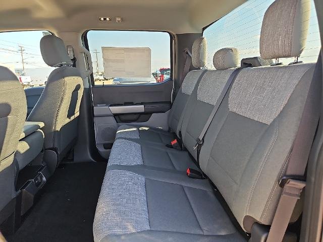 New 2027 Oxford White Ford F-250® XLT image 42