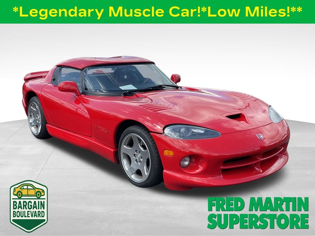 Used 2002 Viper Red Clearcoat Dodge RT/10 image 1