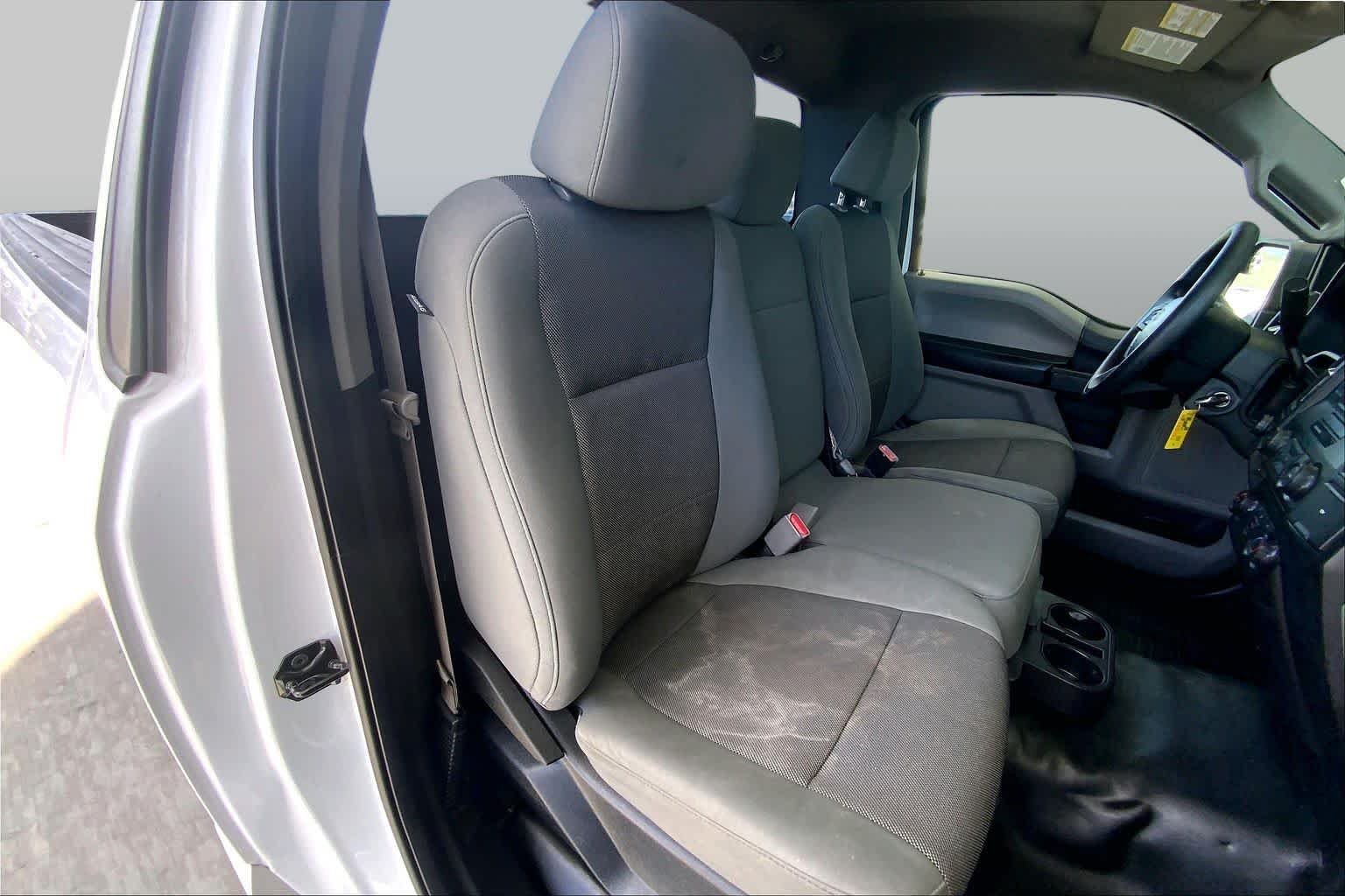 Used 2016 Oxford White Ford XL image 18
