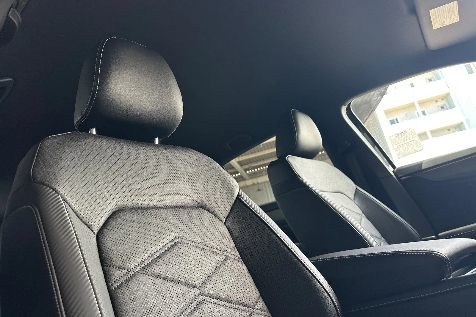 New 2026 Black Volkswagen 2.0T SE image 15