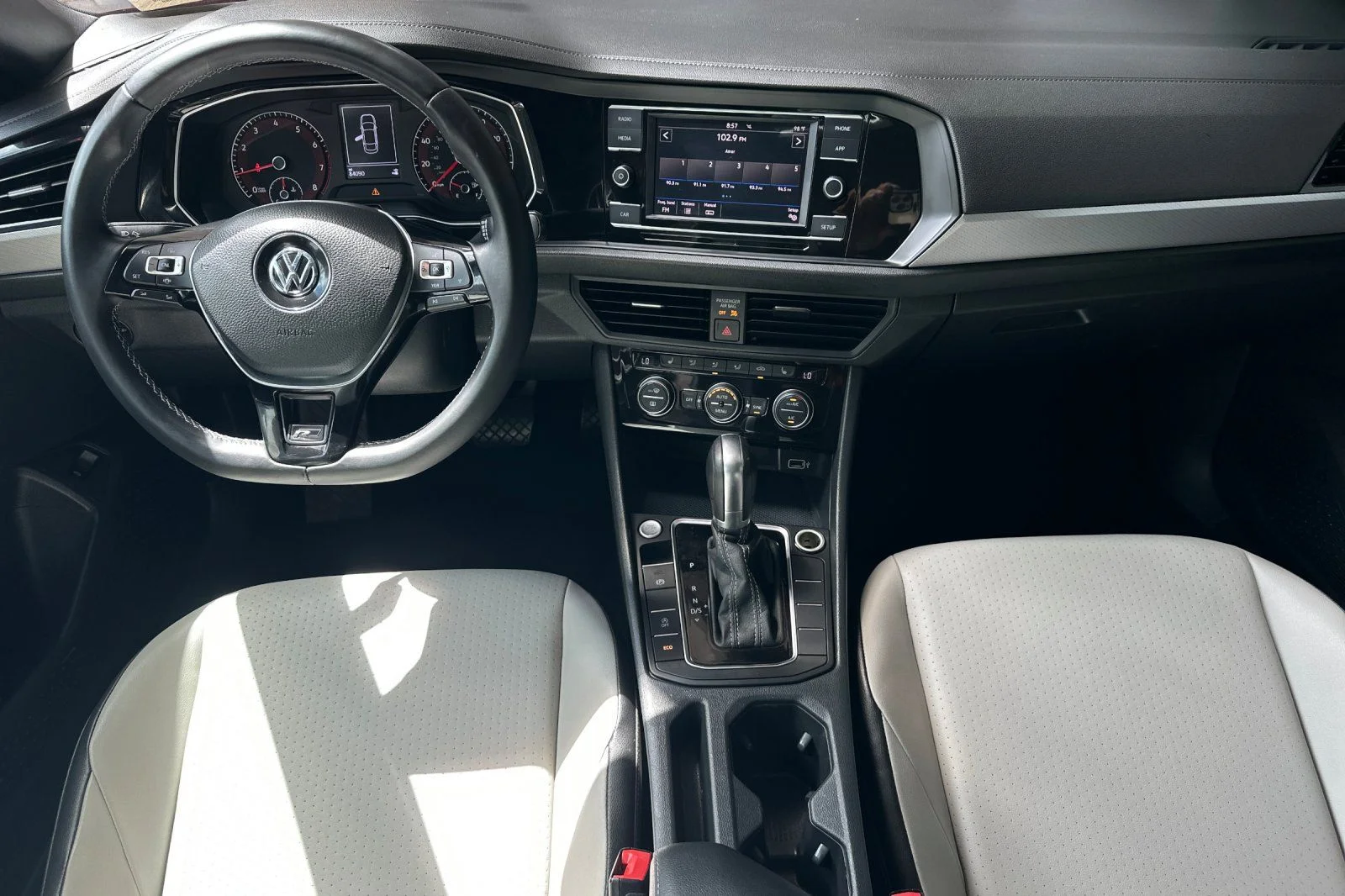 Used 2019 Red Volkswagen R-Line image 13