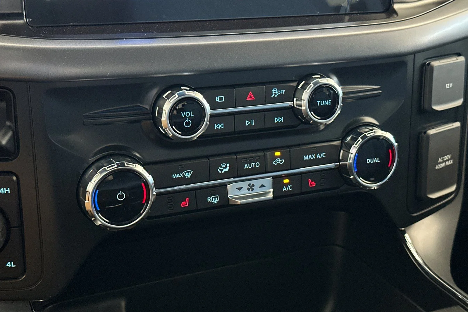 New 2026 Avalanche Ford XLT image 19