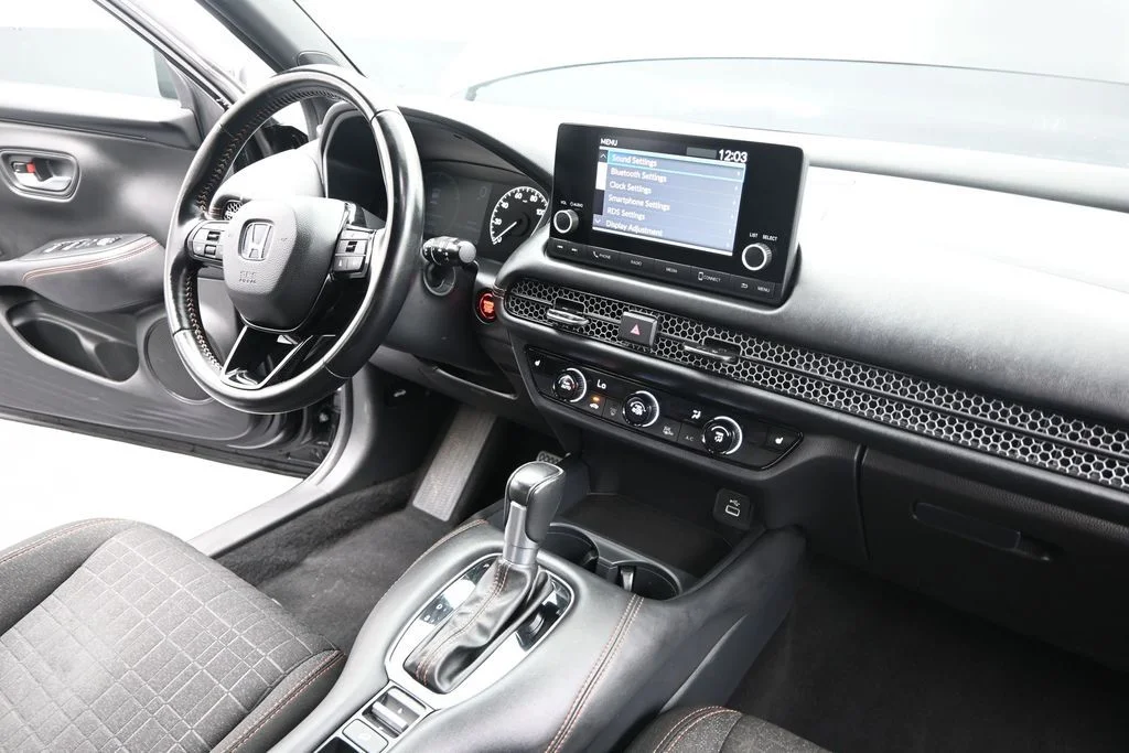 Used 2025  Honda Sport image 26