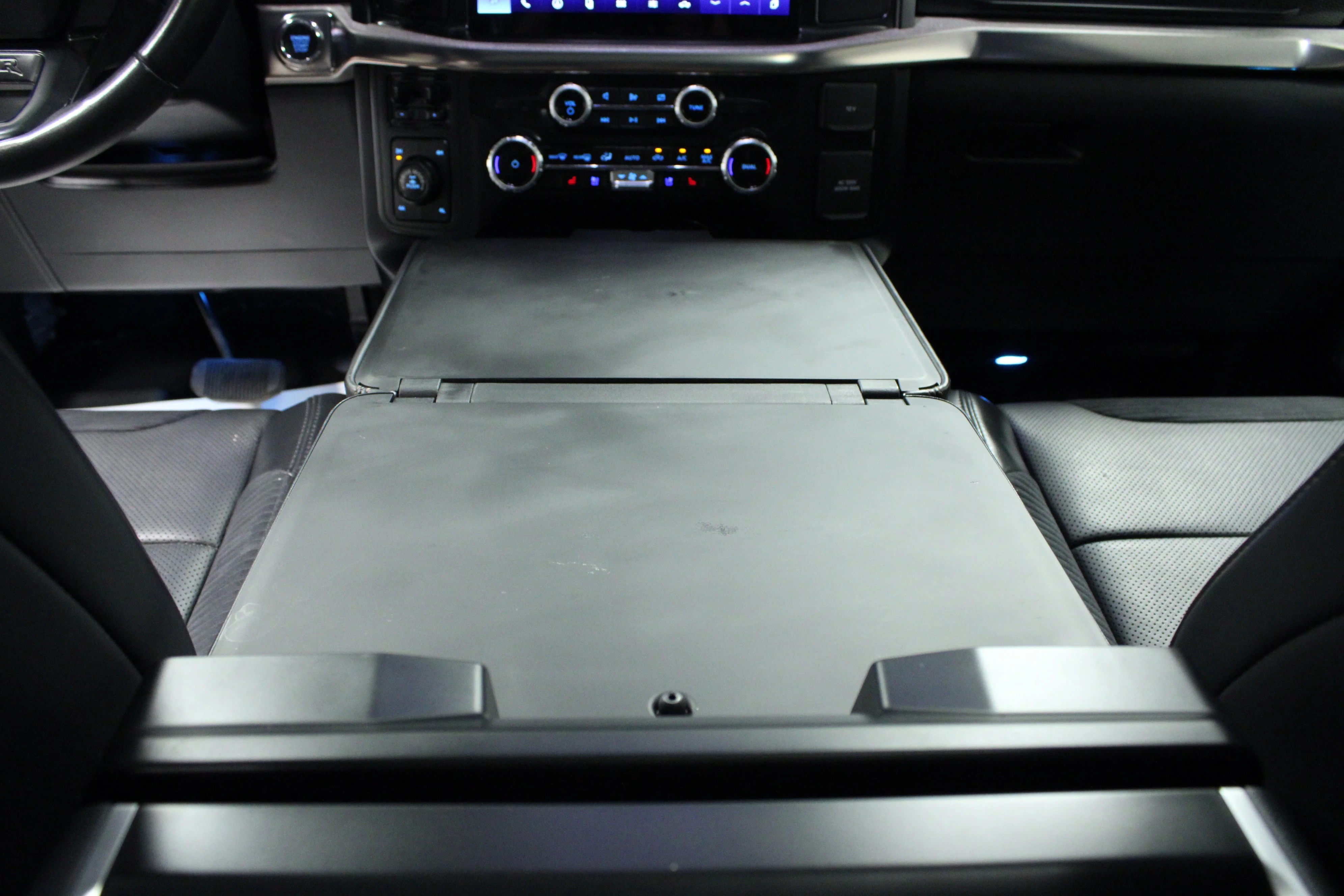Used 2023 Black Metallic Ford Raptor image 20