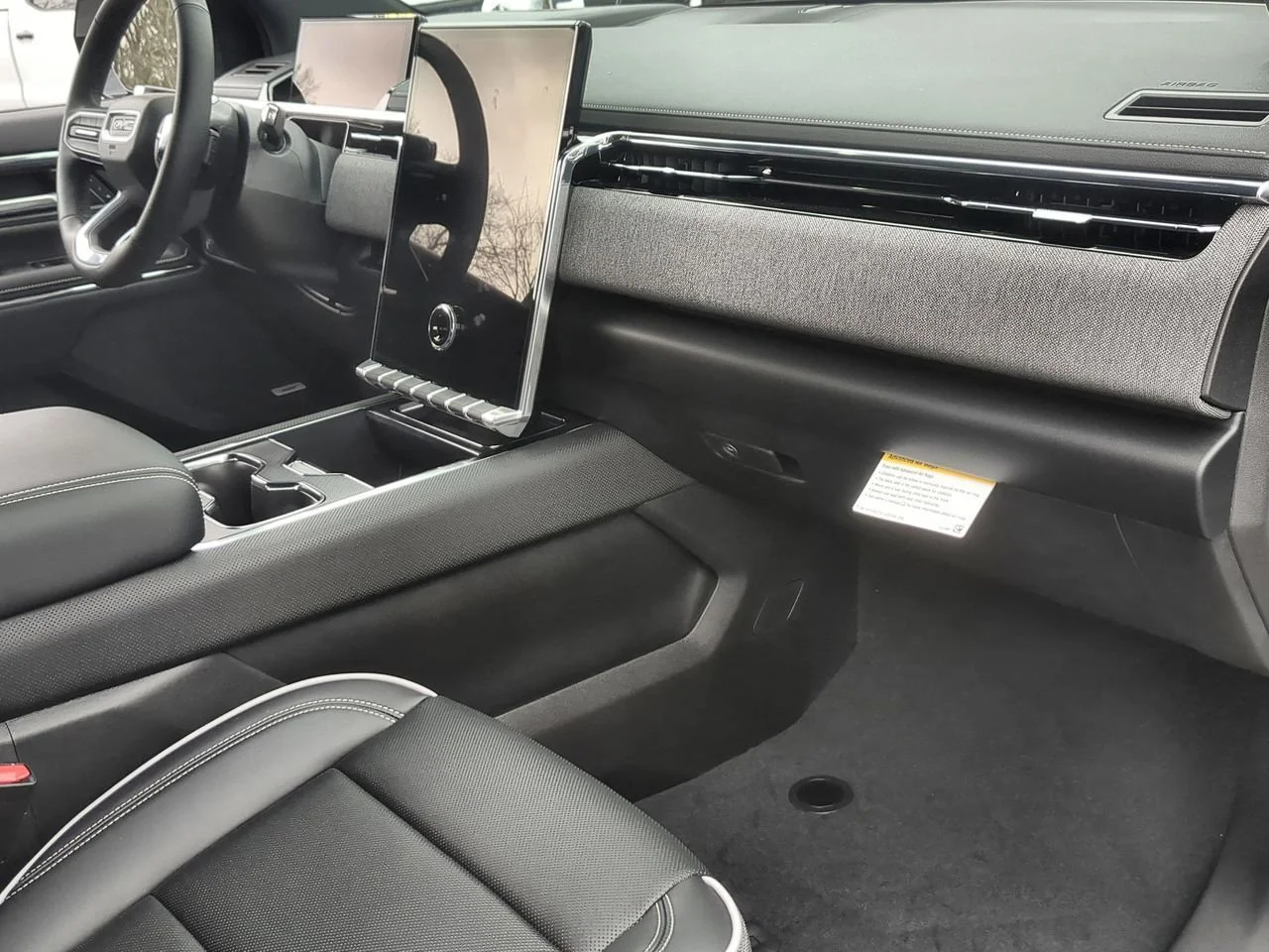 New 2026 Summit White GMC Elevation Extended Range image 28