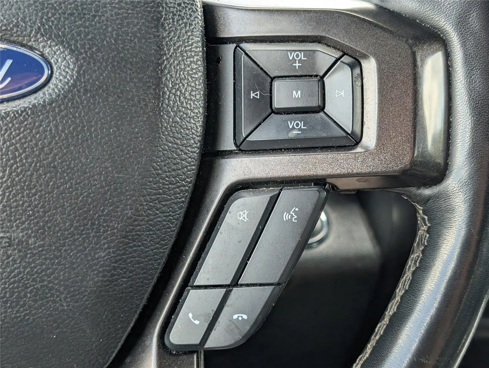 Used 2021 Agate Black Ford Limited image 25