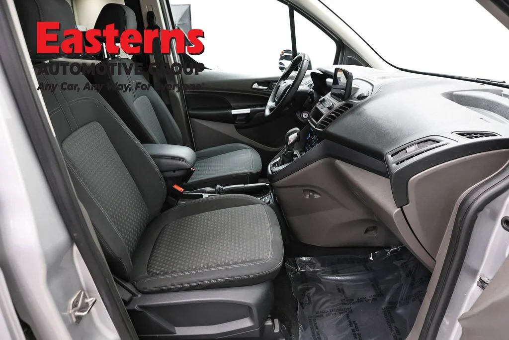 Used 2021 Silver Ford XLT image 22