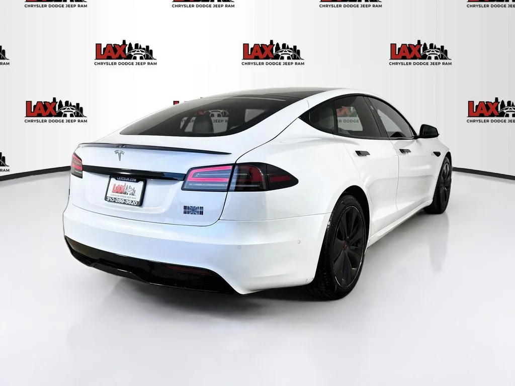 Used 2023 White Tesla Plaid image 7
