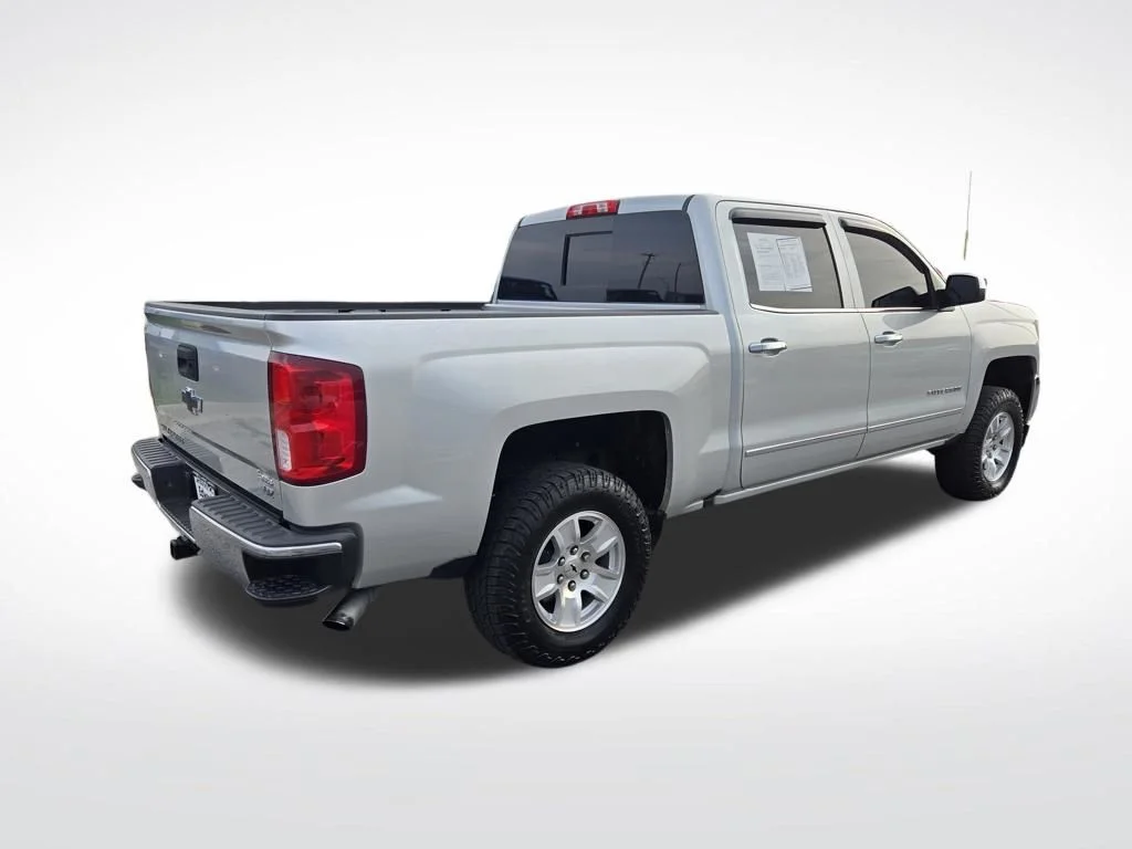 Used 2018 Silver Chevrolet LTZ image 3