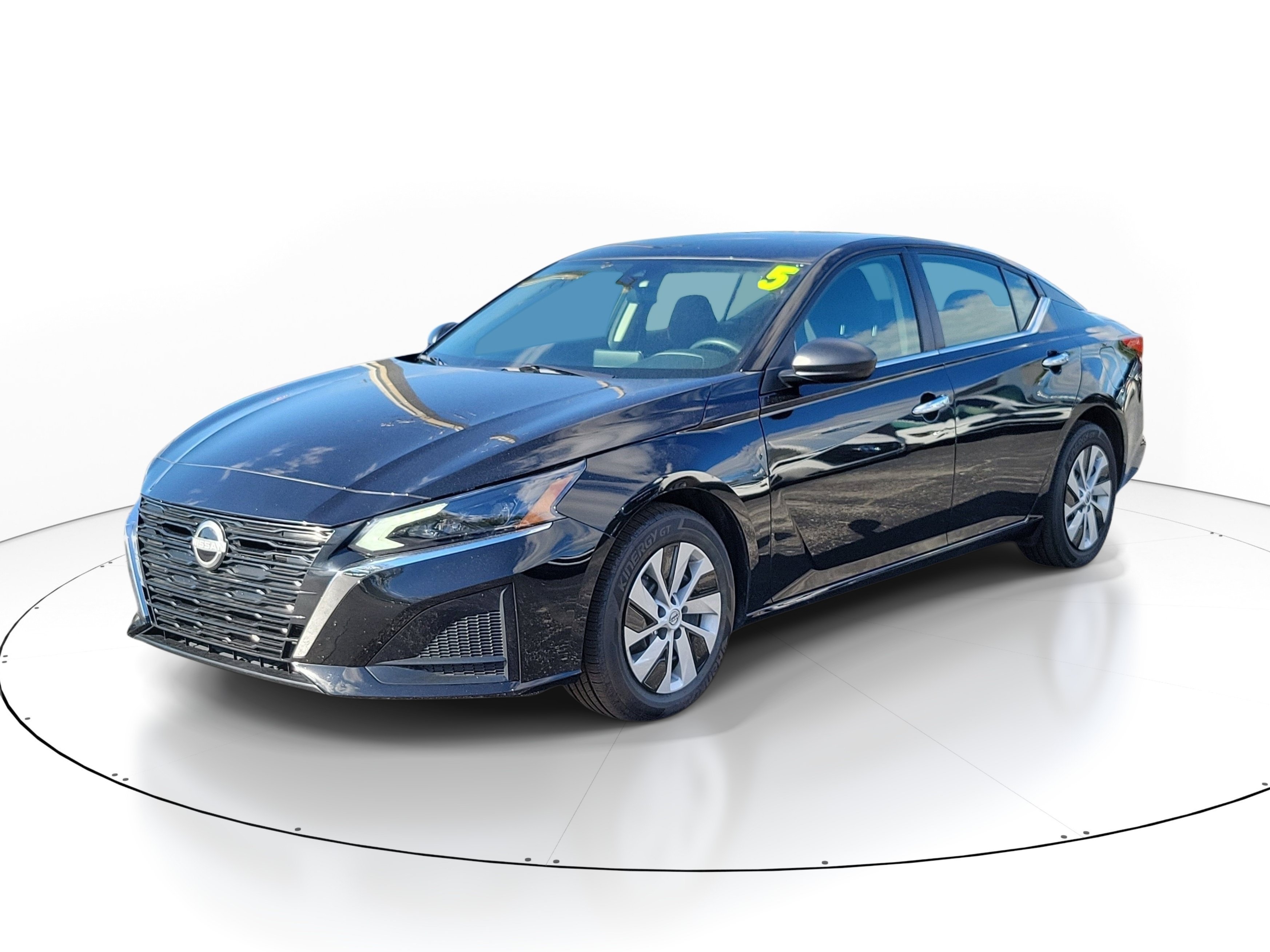 Used 2025 Super Black Nissan S image 4