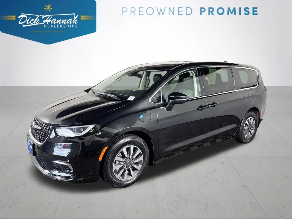 2023 Chrysler Pacifica Hybrid