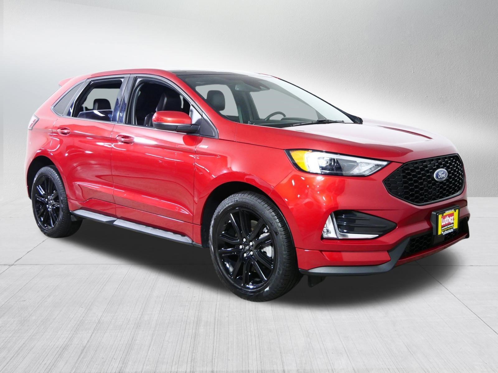 2024 Ford Edge ST-Line AWD's photo