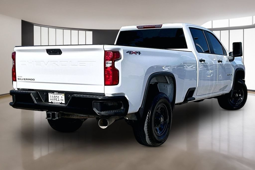 Used 2025 Summit White Chevrolet WT image 2
