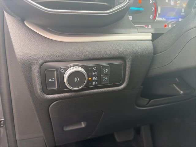 Used 2022 Gray Metallic Ford XLT image 20