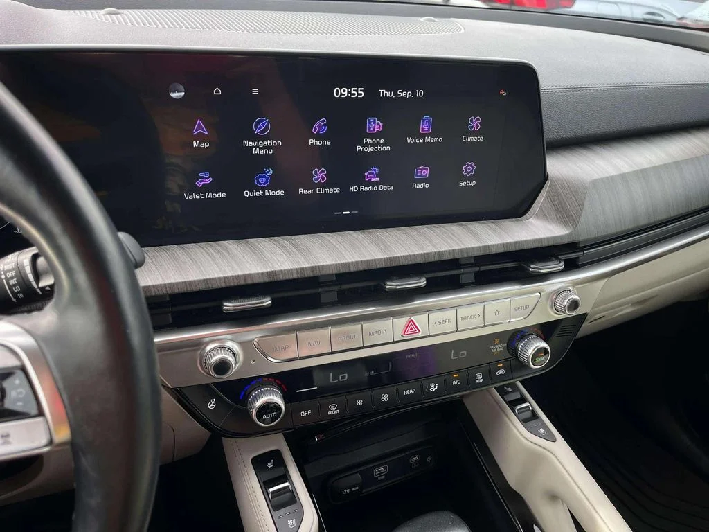 Certified Used 2024 Gravity Gray Kia EX image 10