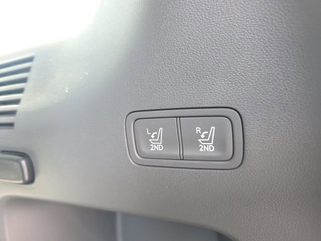 2025 Hyundai Santa Fe SE - Photo 35