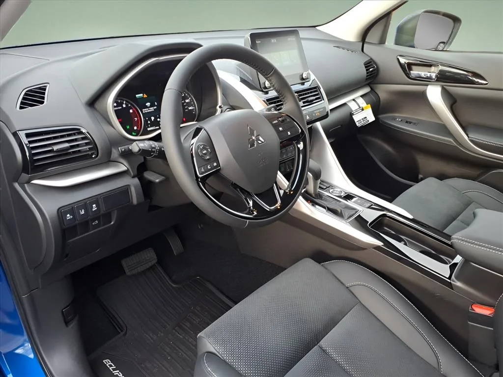 2026 Mitsubishi Eclipse Cross SE - Photo 12