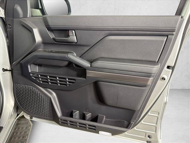 Certified Used 2025 CUTTING EDGE Toyota  image 14