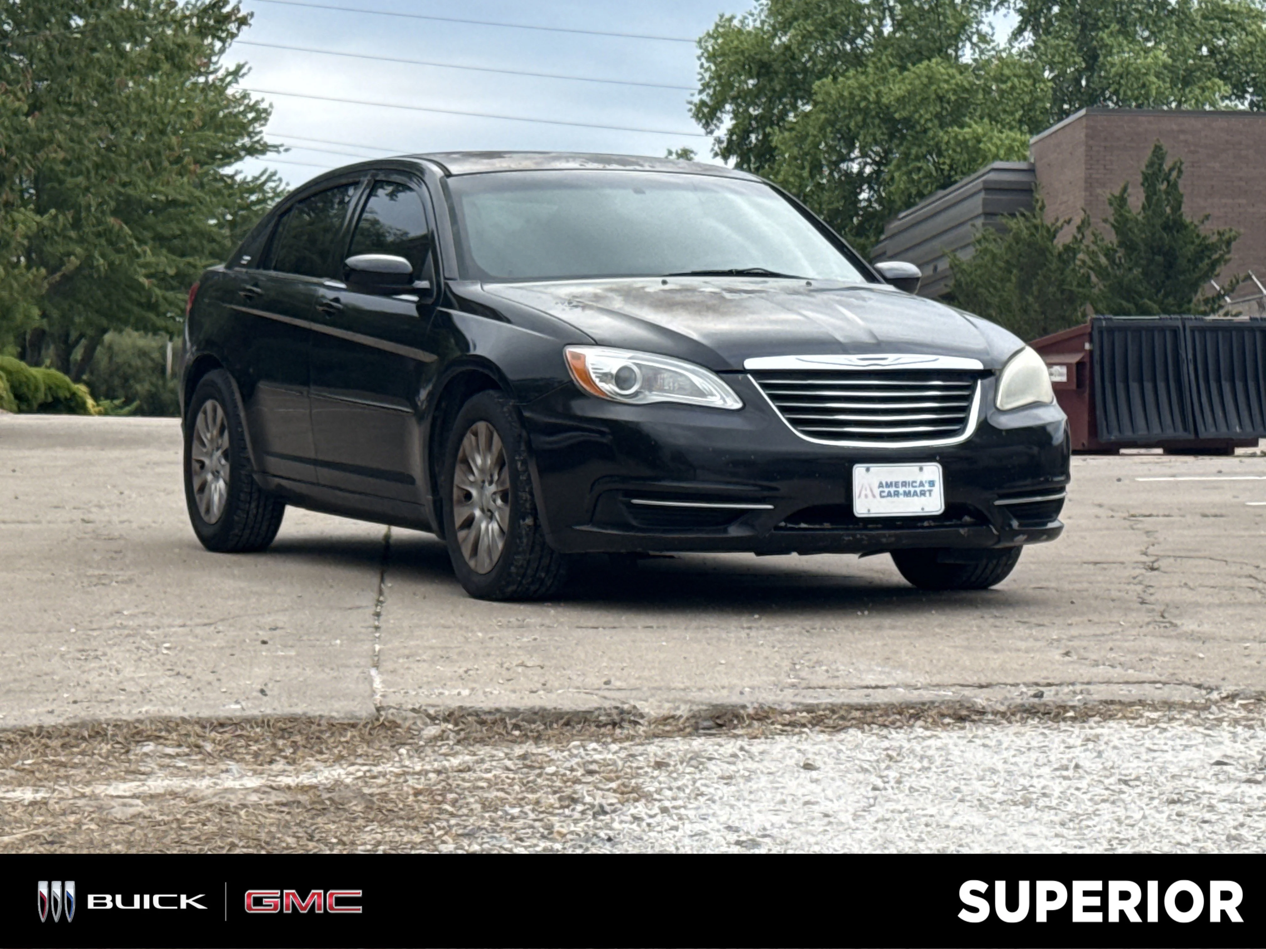 2014 Chrysler 200 LX's photo