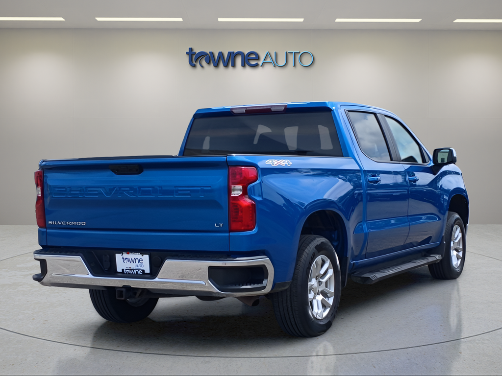 Used 2022 Blue Chevrolet LT image 7