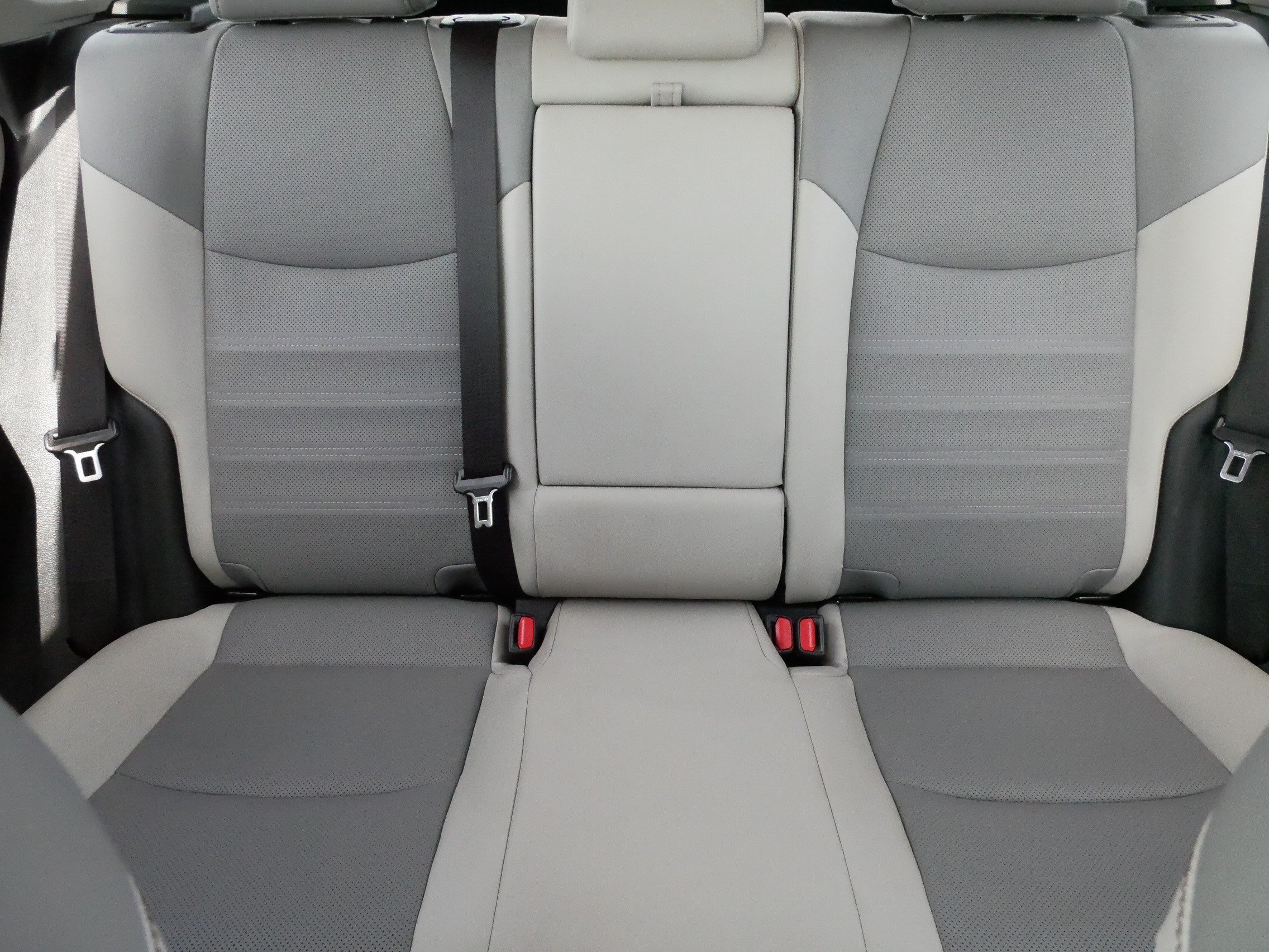 Certified Used 2020 BLIZZARD PEARL Toyota Limited image 13
