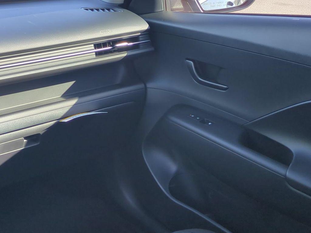 New 2027 Gray Hyundai SEL Sport FWD image 19