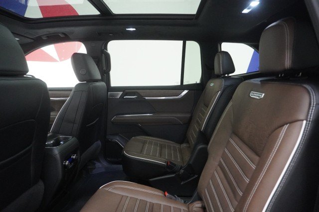 2027 GMC Acadia Denali Ultimate - Photo 24