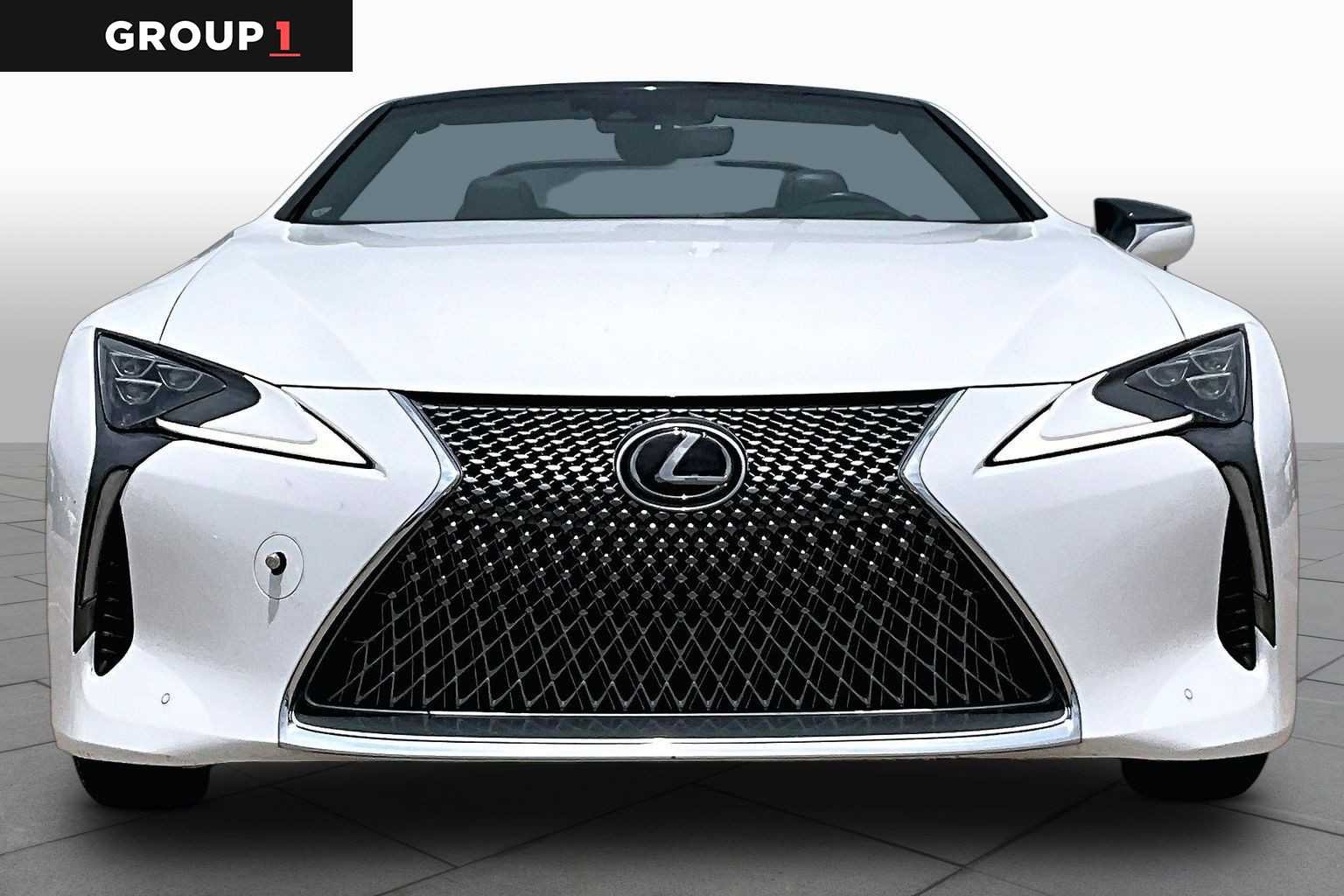 Certified Used 2021 ULTRA WHITE Lexus  image 4