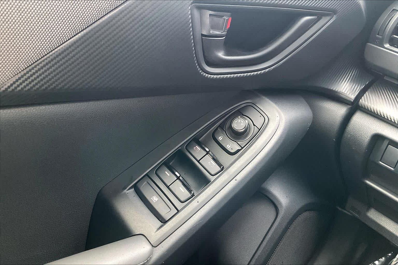 Used 2025 Ice Silver Metallic Subaru Premium image 35