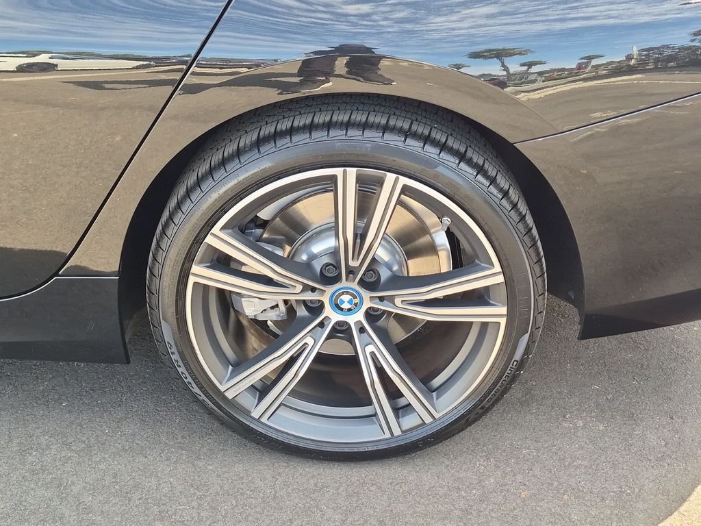 Used 2024 Black BMW 330e xDrive image 29