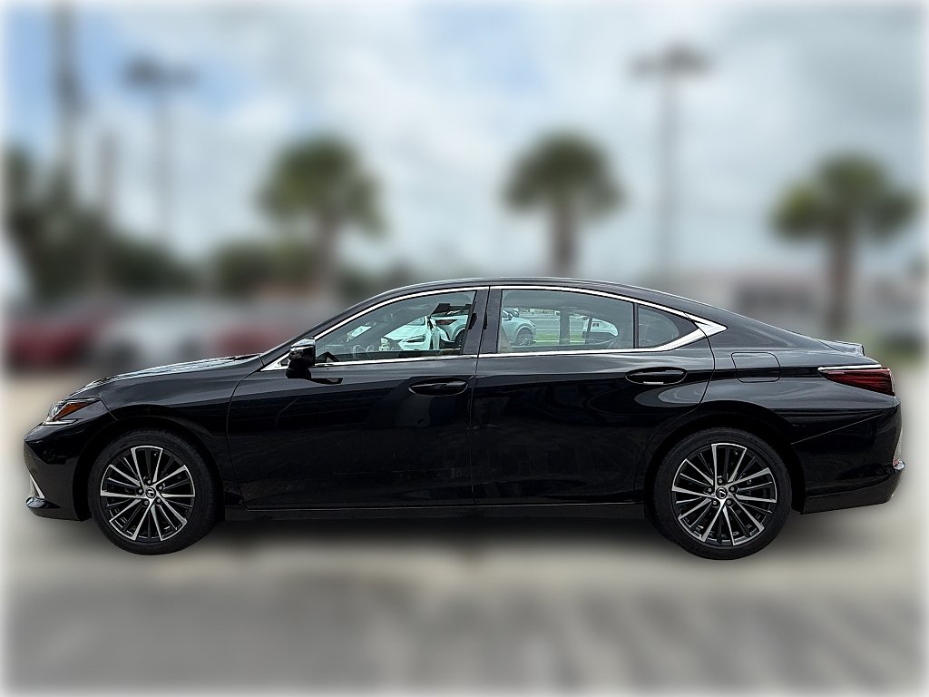 Certified Used 2025 Caviar Lexus Base image 4