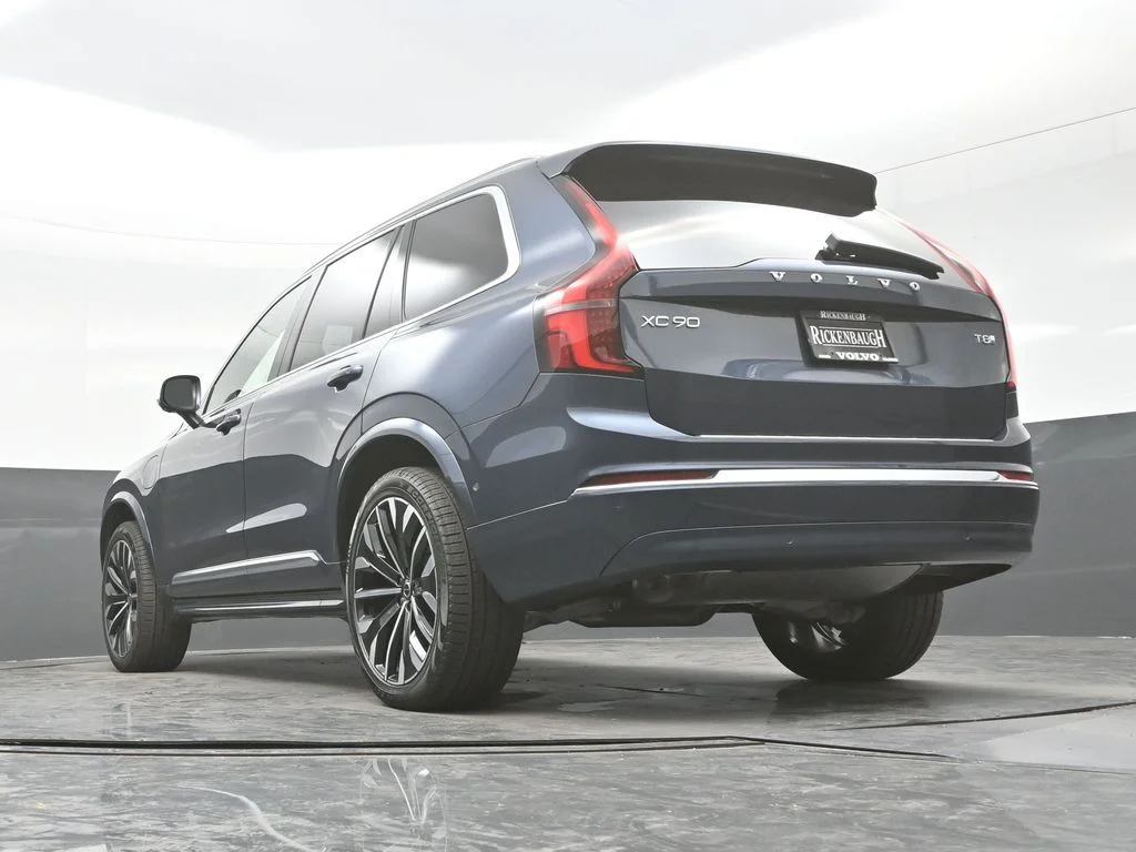 New 2026 Denim Blue Volvo T8 Plus image 27