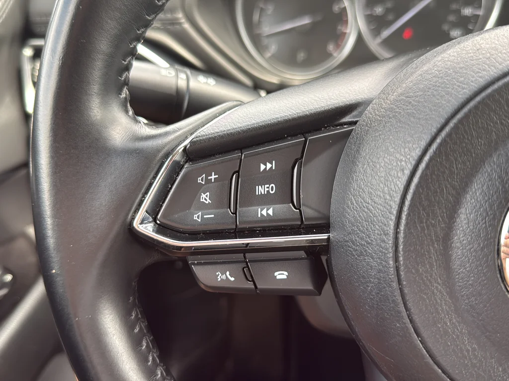 Used 2023 Silver Mazda 2.5 S Preferred Package image 31