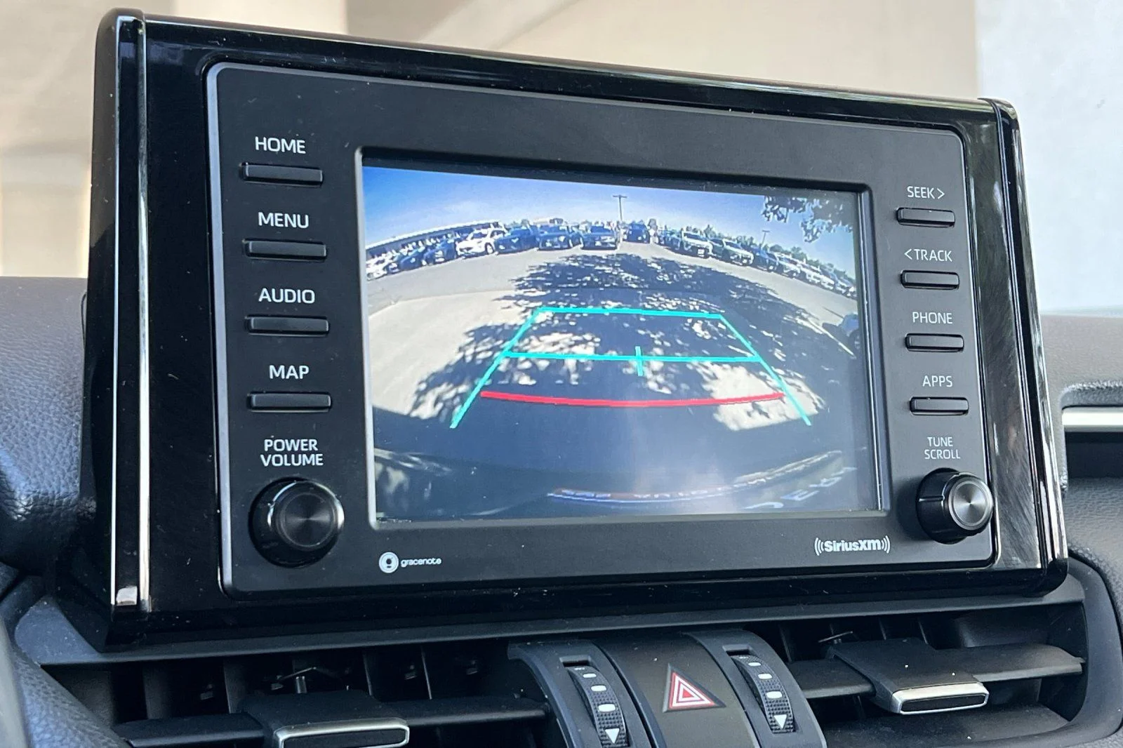 Used 2020 Gray Toyota XLE Premium image 19