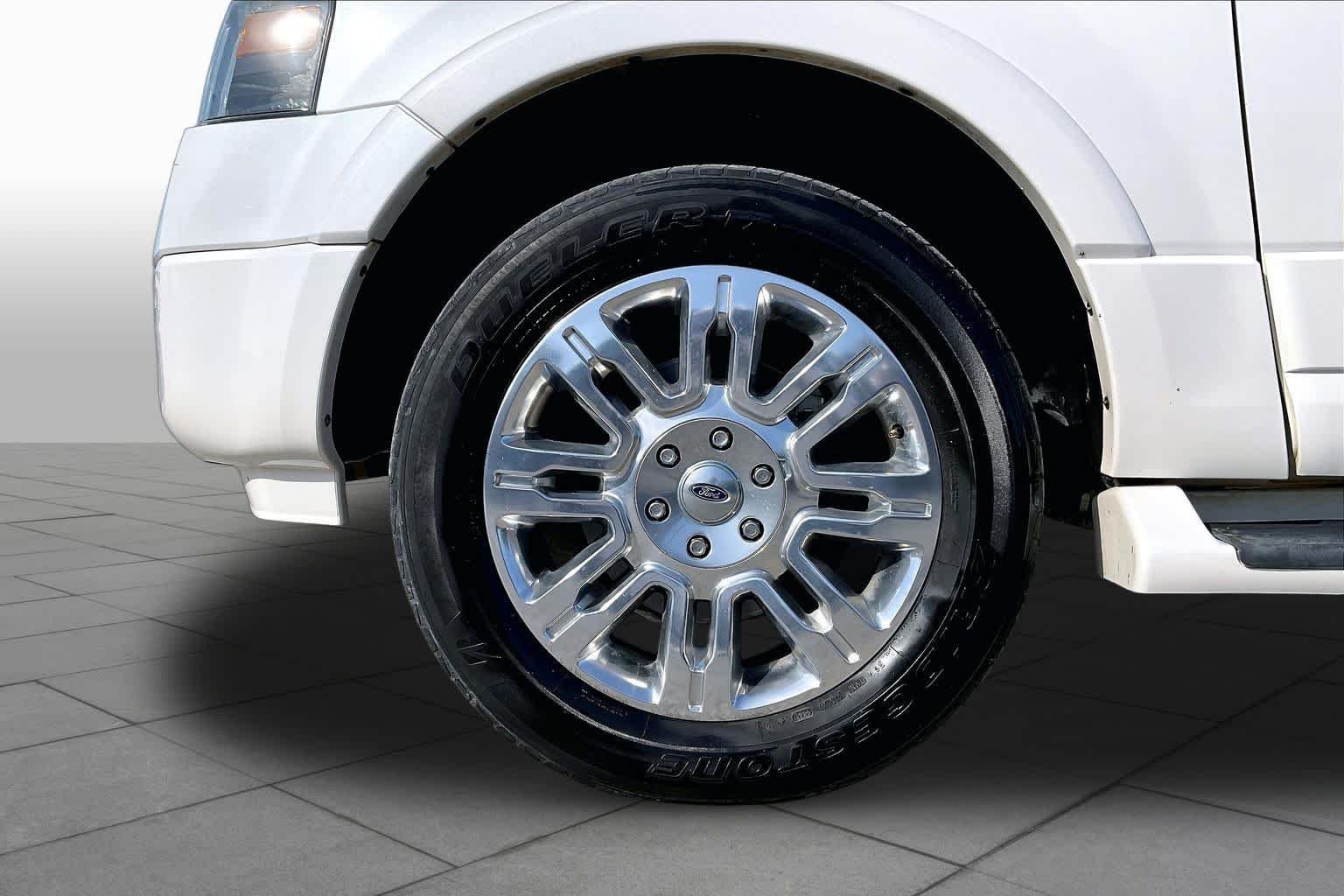 Used 2011 White Platinum Metallic Ford Limited image 10