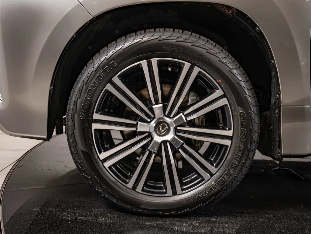 Certified Used 2021 Atomic Silver Lexus 570 image 13