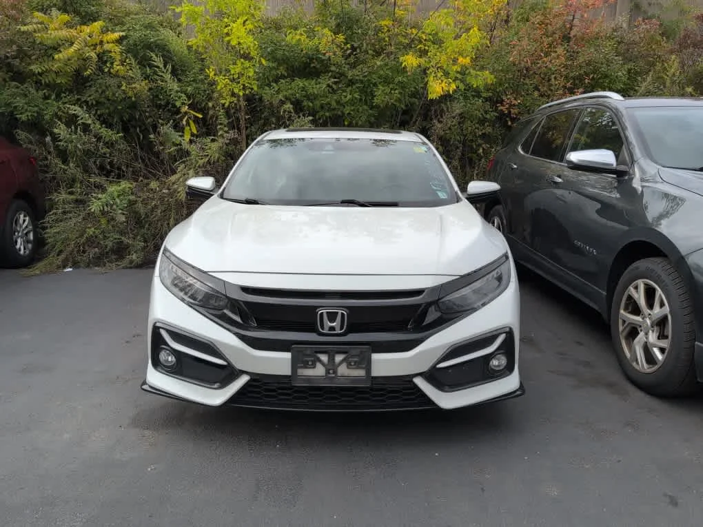 Used 2021 Platinum White Pearl Honda Sport Touring image 2