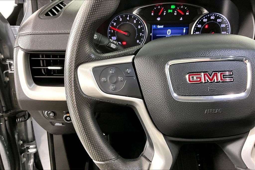Used 2023 Silver GMC SLE image 10
