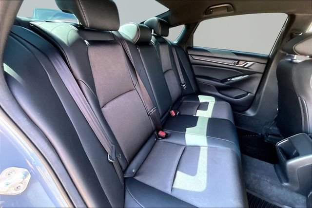 Used 2022  Honda Sport image 29