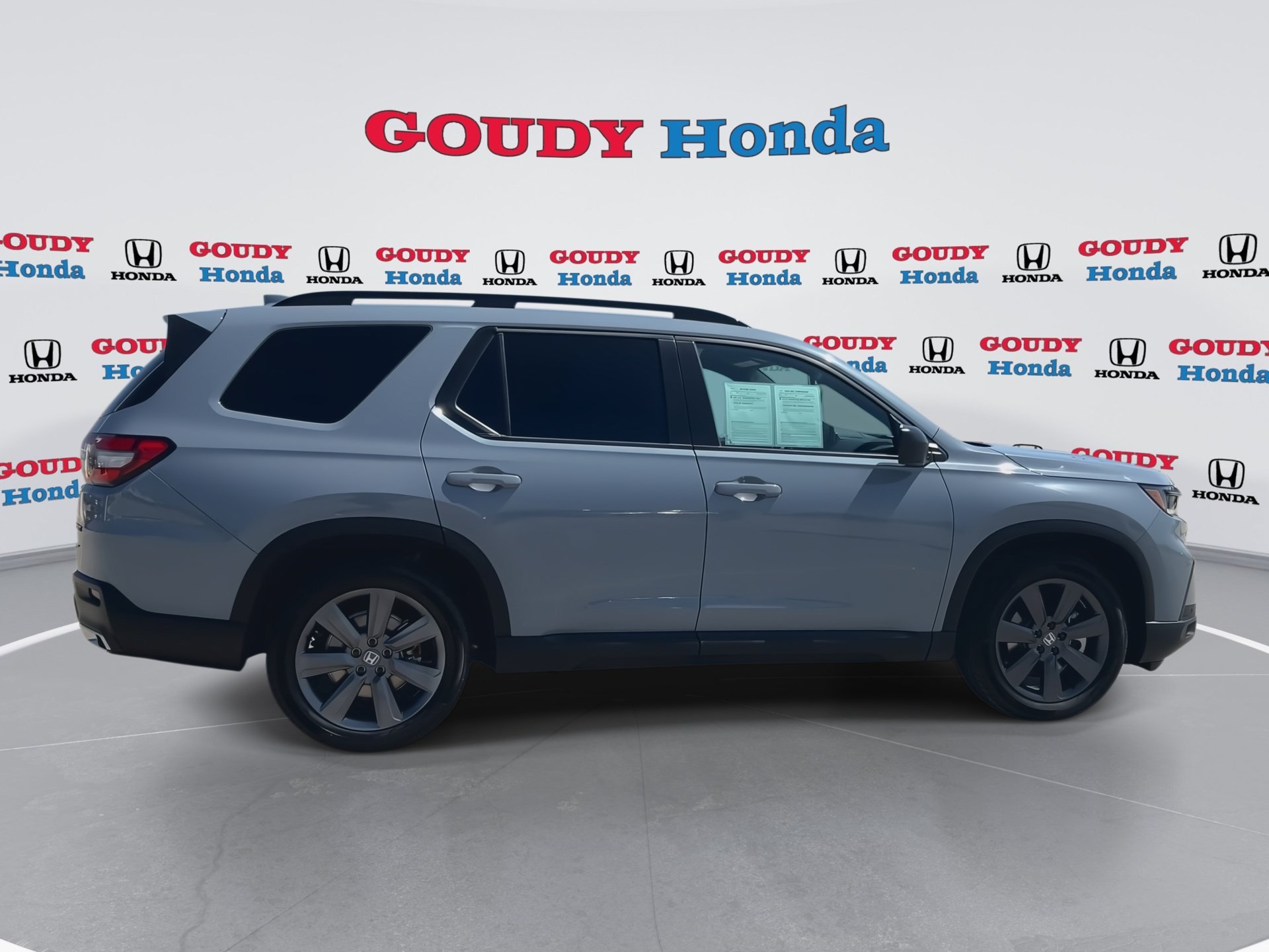 2025 Honda Pilot Sport - Photo 9