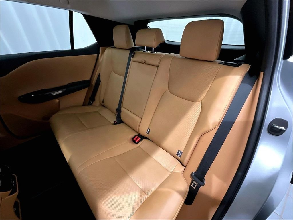 Used 2024 Iridium Lexus 450e Premium image 15