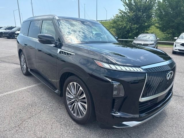 Used 2025 Black INFINITI SENSORY image 3