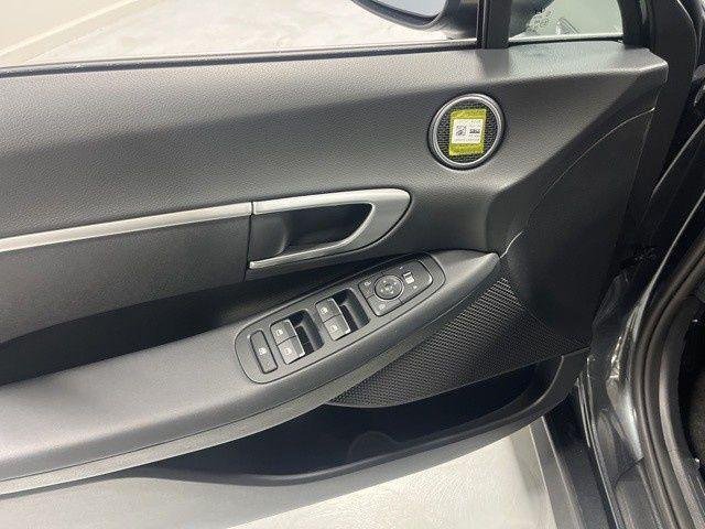 New 2026 Gray Hyundai SE image 6