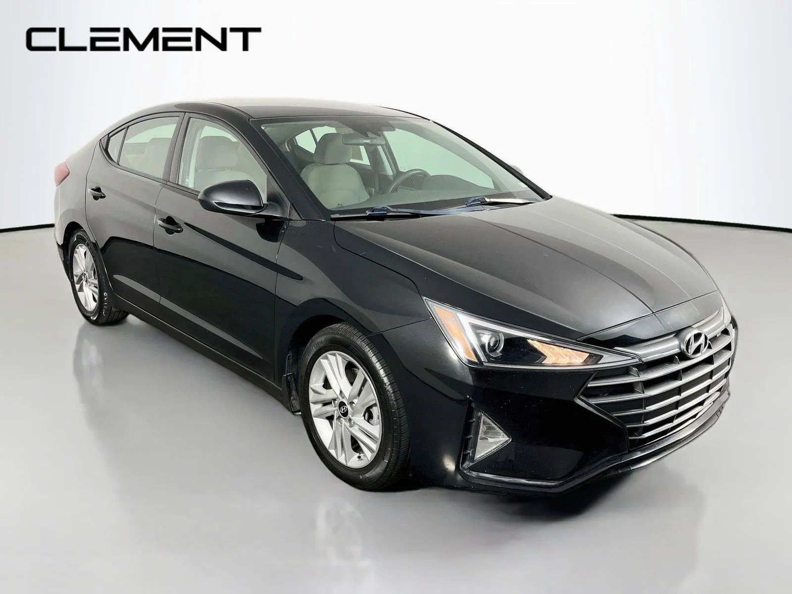 Used 2020 Black Hyundai SEL image 4