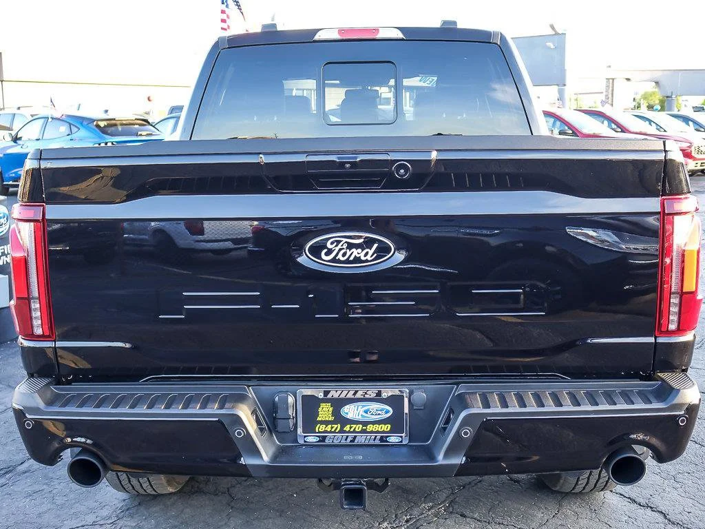 Used 2026 Agate Black Metallic Ford LARIAT image 7